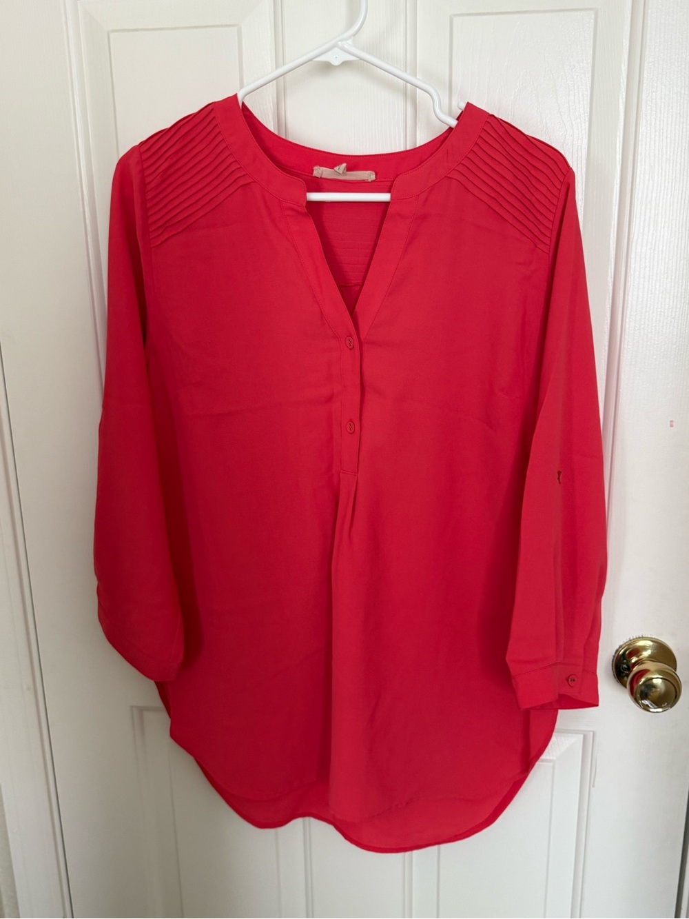 41 Hawthorn pink V-Neck Pintuck Shoulder Blouse